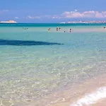 R&z Getaway Διαμέρισμα *