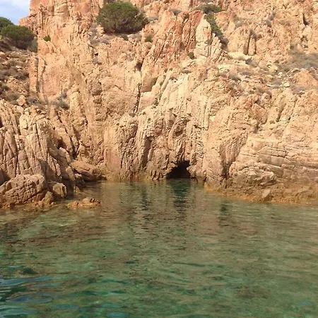 R&z Getaway Apartment Santa Maria Coghinas