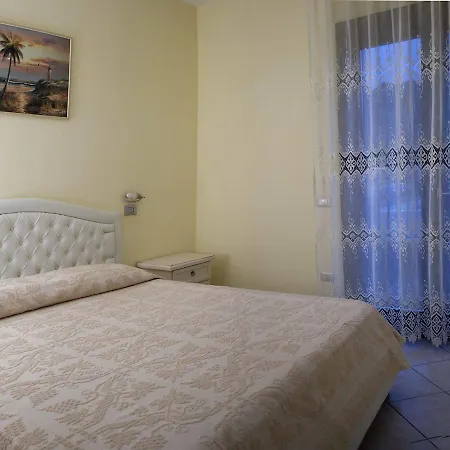 R&z Getaway * Santa Maria Coghinas