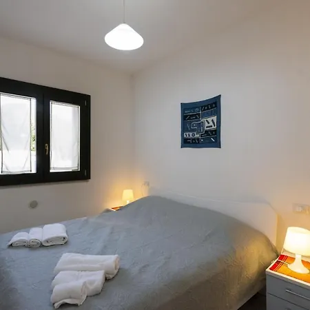 Apartment R&z Getaway *